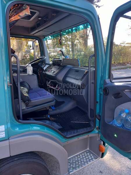 Mercedes Benz atego 815