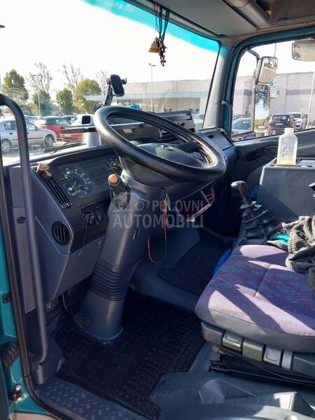 Mercedes Benz atego 815
