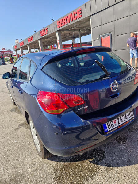 Opel Astra J 1.7 CDTI