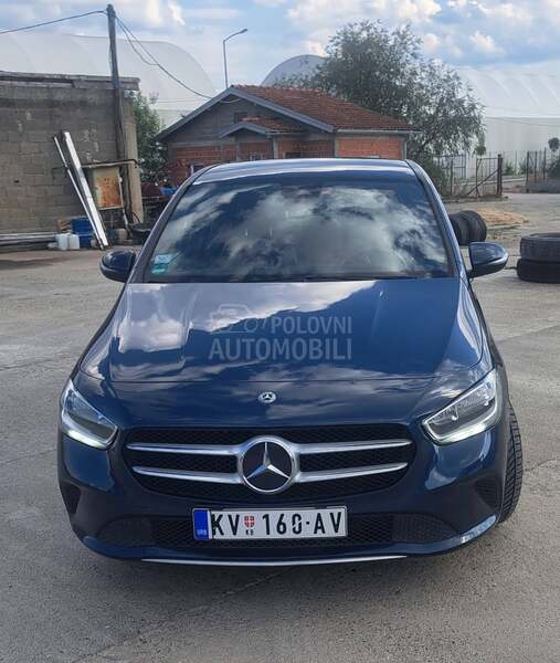 Mercedes Benz B 180 1.5