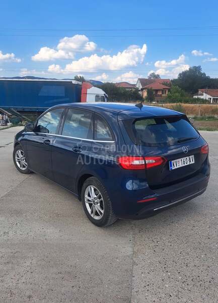 Mercedes Benz B 180 1.5
