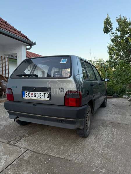 Fiat Uno 