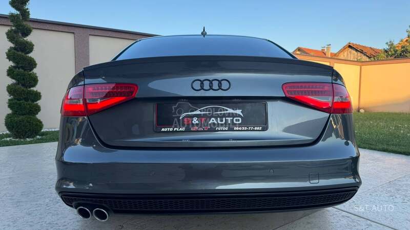 Audi A4 2.0TDI/SLINE/LED/NAV