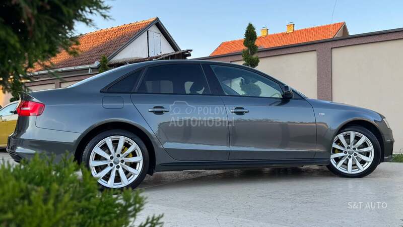 Audi A4 2.0TDI/SLINE/LED/NAV