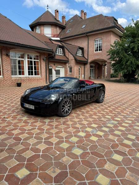 Toyota MR2 SPYDER