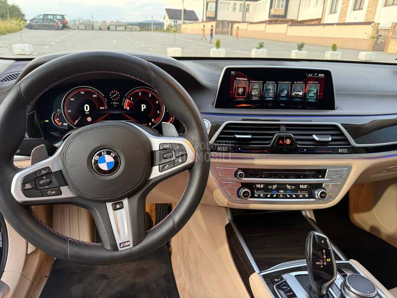 BMW 740 xDrive M paket