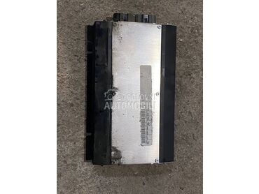 Fabricko pojacalo za Volkswagen Caddy, Golf 5, Jetta ...