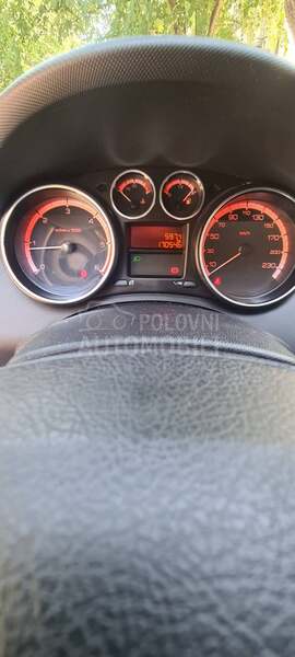 Peugeot 308 1.6 HDI PREMIUM