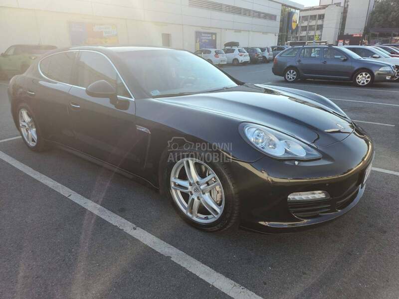 Porsche Panamera V8, 4.8, PDK, Chrono