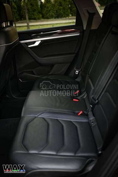 Volkswagen Touareg V6 R-LINE VIRTUAL