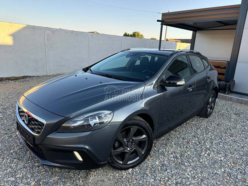 Volvo V40 1.6d cross country