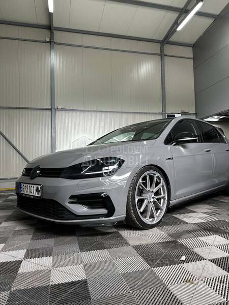 Volkswagen Golf 7 R Line