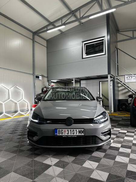 Volkswagen Golf 7 R Line