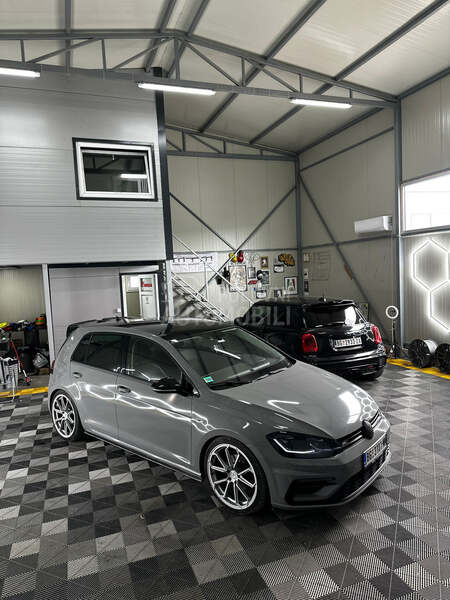 Volkswagen Golf 7 R Line
