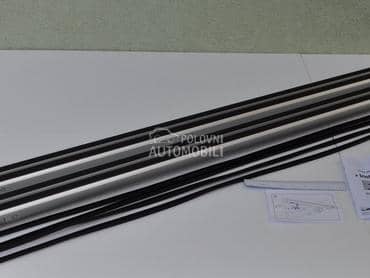 Thule SlideBar 893 sipke 162 cm  