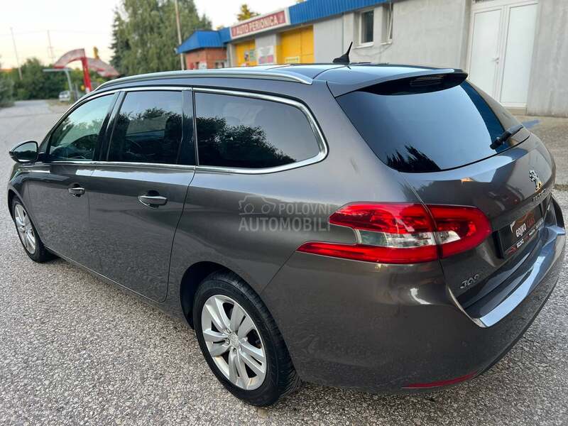 Peugeot 308 1.6e-HDI PANO KAMERA