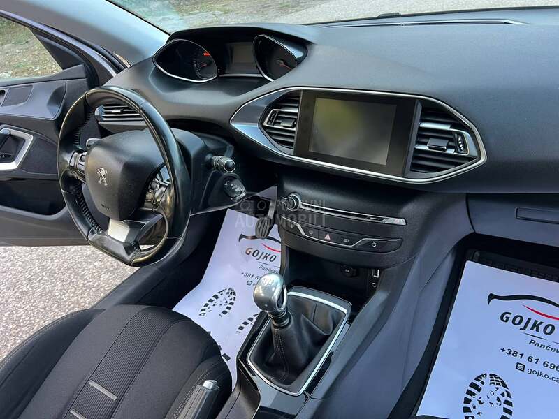 Peugeot 308 1.6e-HDI PANO KAMERA