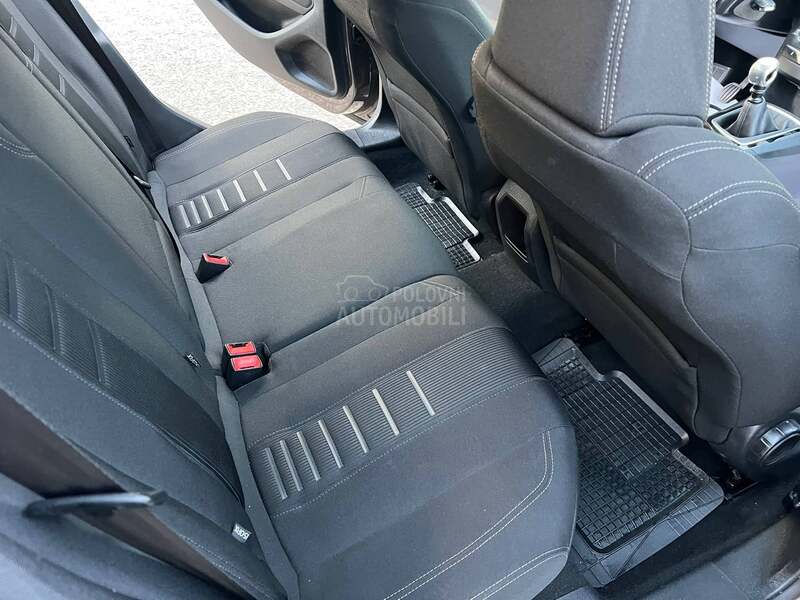 Peugeot 308 1.6e-HDI PANO KAMERA
