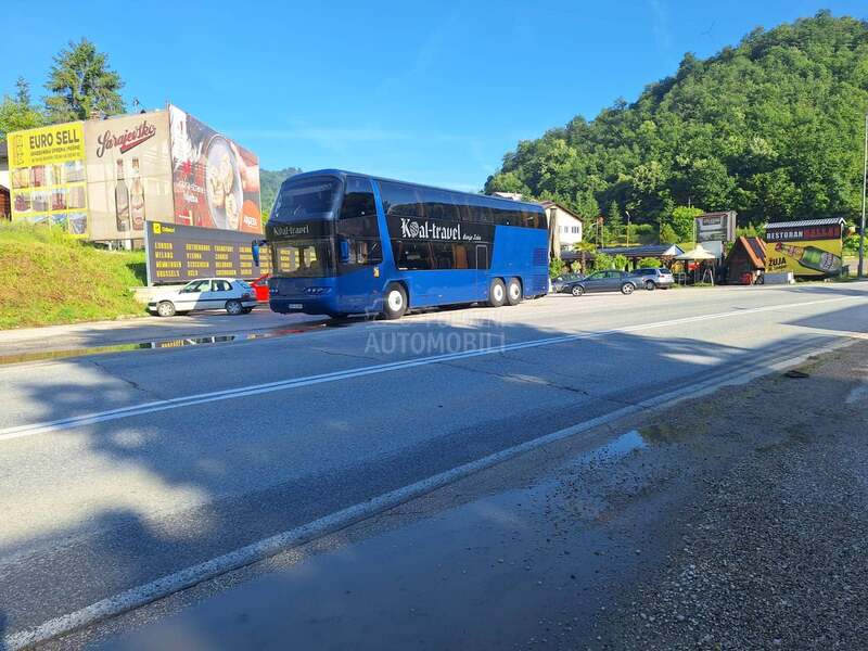 Neoplan SKYLINER