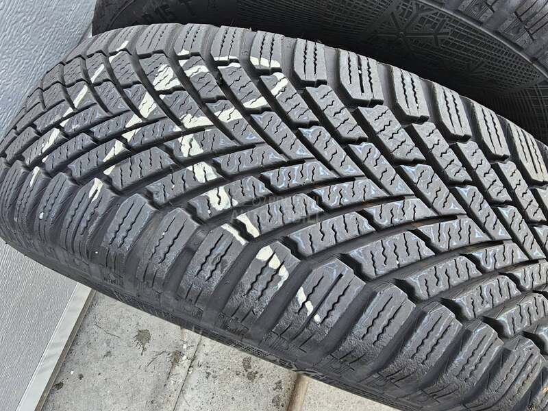 Continental 185/65 R15 Zimska