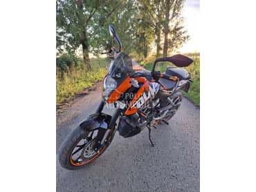 KTM Duke