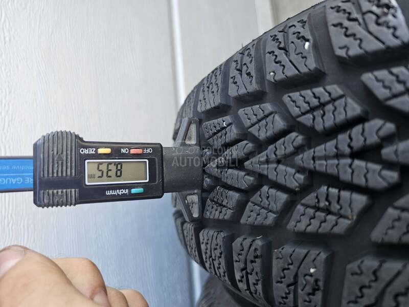 Dunlop 165/65 R15 Zimska
