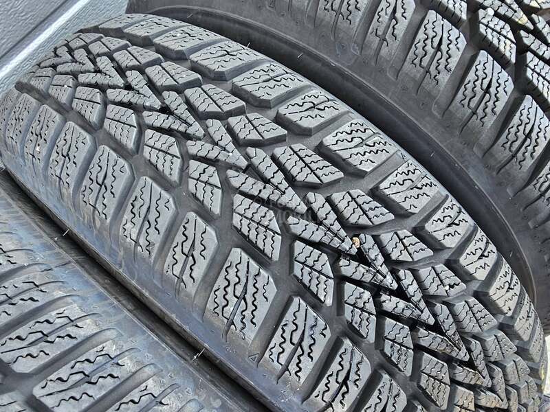 Dunlop 165/65 R15 Zimska