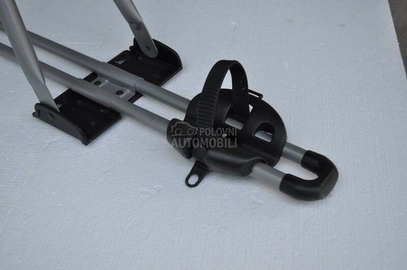 Thule FreeRide 532 nosaci za bicikle - nekompletni
