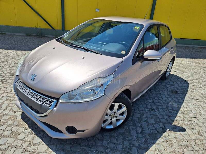 Peugeot 208 ZA TRG.OVCE/T.OP CEN