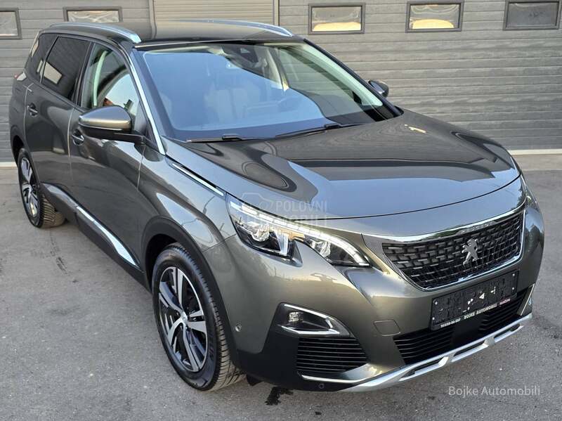 Peugeot 5008 1.5HDI ALLURE