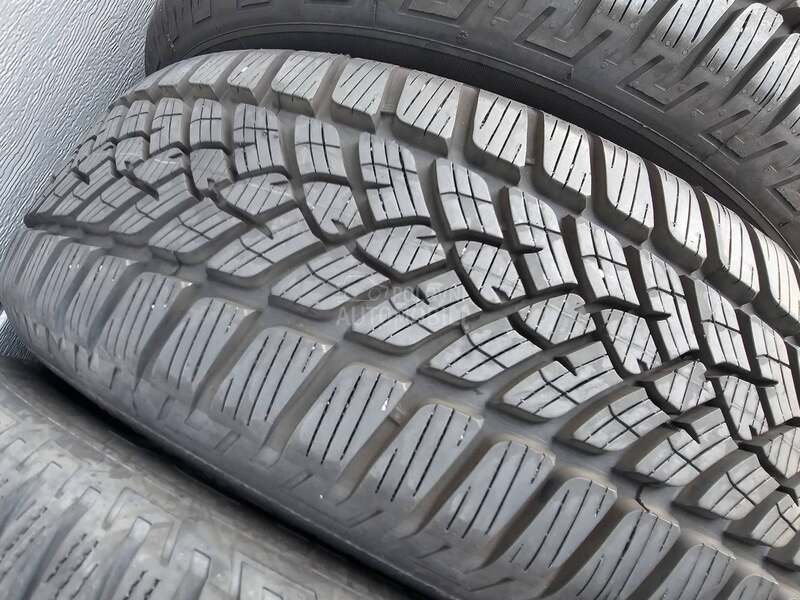 Fulda 215/65 R16 Zimska