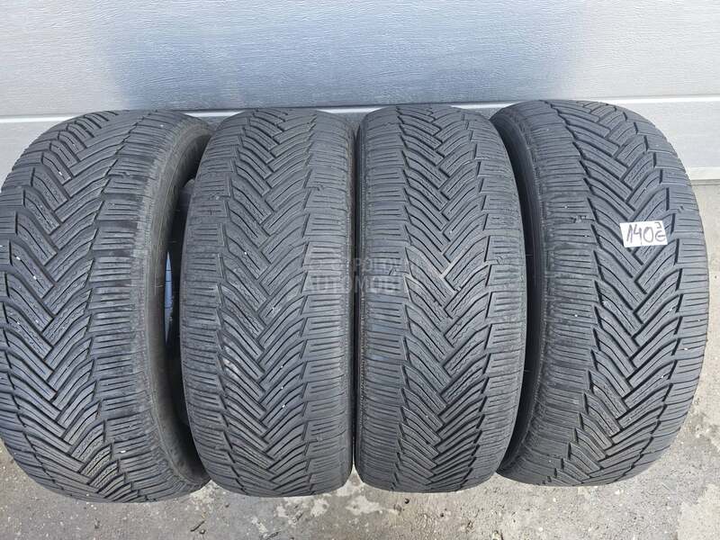 Michelin 215/55 R17 Zimska