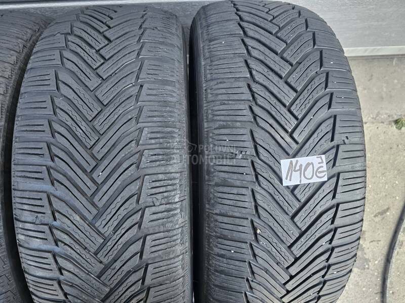 Michelin 215/55 R17 Zimska