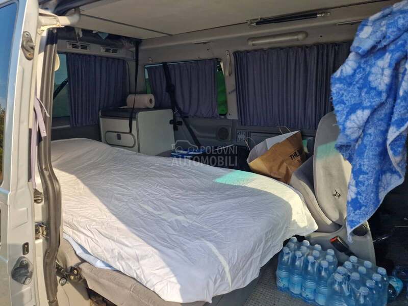 Volkswagen T4 Caravele