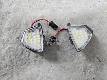 Led osvetljenje u retrovizoru za Volkswagen Golf 5