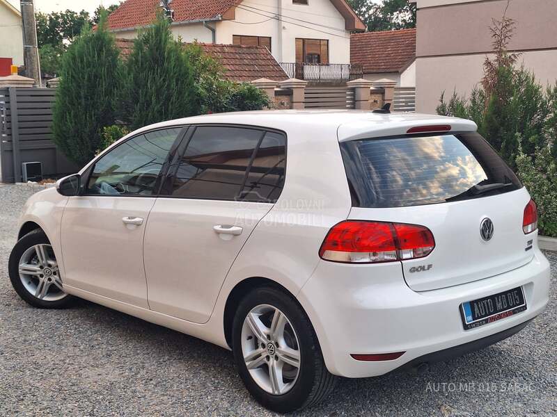 Volkswagen Golf 6 1.6 TDI BLUEMOTION