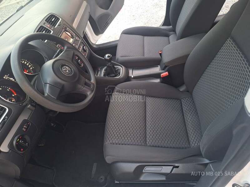 Volkswagen Golf 6 1.6 TDI BLUEMOTION