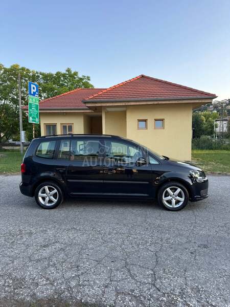 Volkswagen Touran 1.6TDI/F-ULL/0DLIČAN