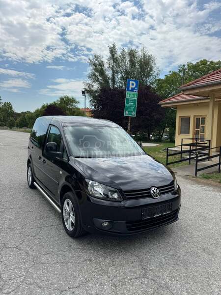 Volkswagen Caddy 1.6TDI /0DLIČAN/