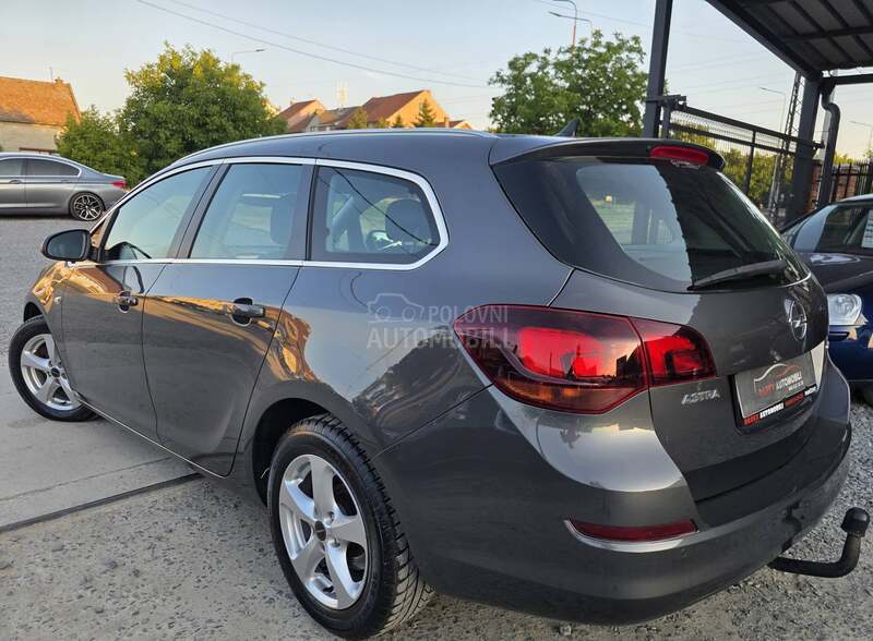 Opel Astra J 1.7 CDTI N.A.V.I