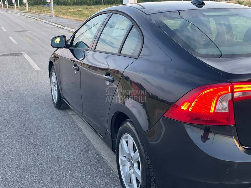 Volvo S60 1.6D NOV NOV