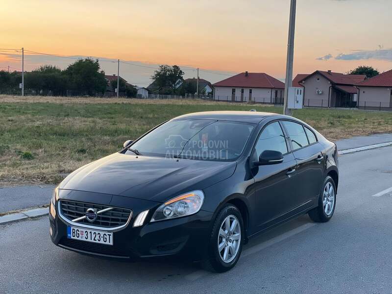 Volvo S60 1.6D NOV NOV