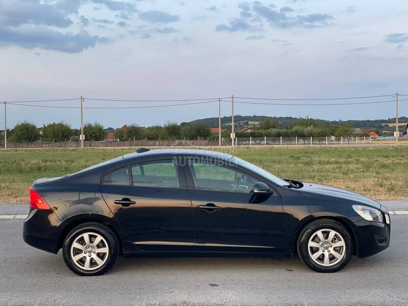 Volvo S60 1.6D NOV NOV