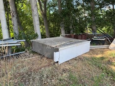 Paletar za poluprikolicu