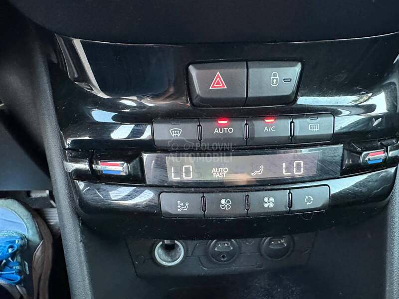 Peugeot 208 1.4hdiA.U.T.O.M.A.T