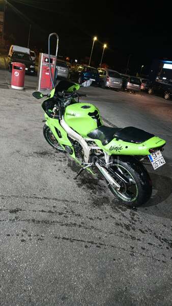 Kawasaki ZX6R REG CELE GODINE