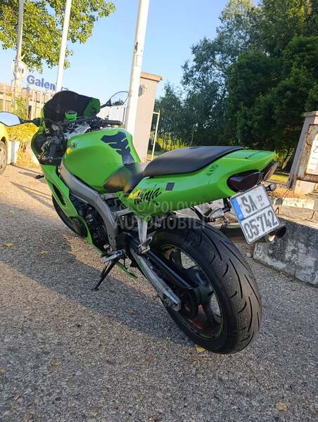 Kawasaki ZX6R REG CELE GODINE