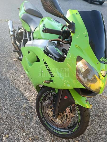 Kawasaki ZX6R REG CELE GODINE