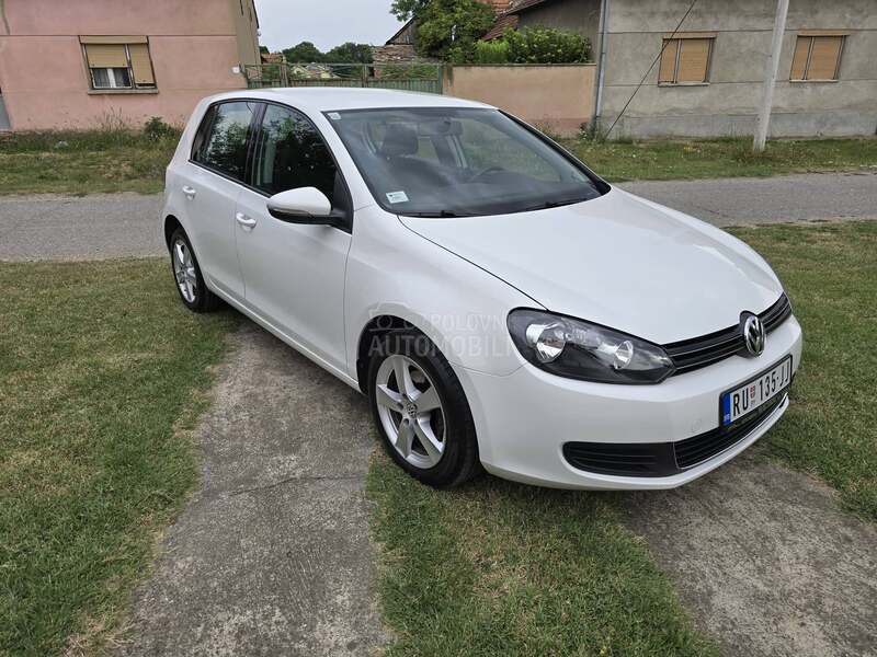 Volkswagen Golf 6 1.6tdu t o p