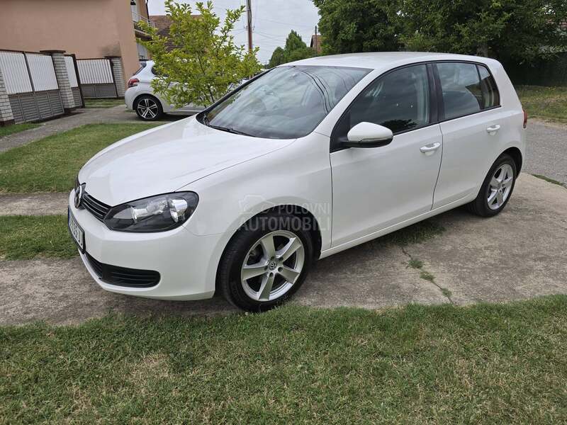 Volkswagen Golf 6 1.6tdu t o p